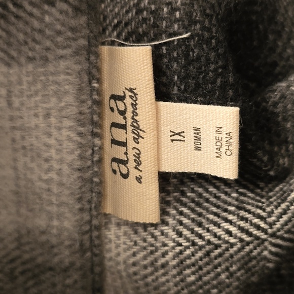 A.N.A. BRAND WOMEN'S BLACK AND WHITE PLAID FLANNEL PLUS SIZE JACKET SIZE 1X - Picture 4 of 16